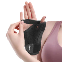 Protège poignet porté par une femme  - cocoonease